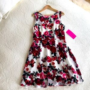 ⚡️SALE⚡️Betsey Johnson 🌸 party dress